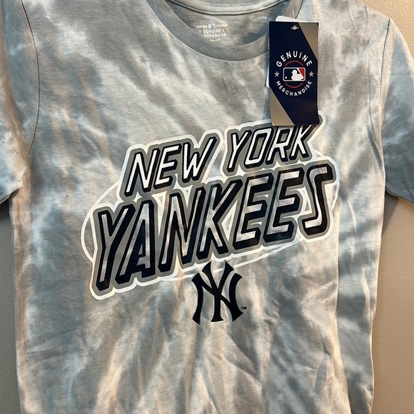 NWT New York Yankees Baseball Tie Dye Shirt - Picture 2 of 5